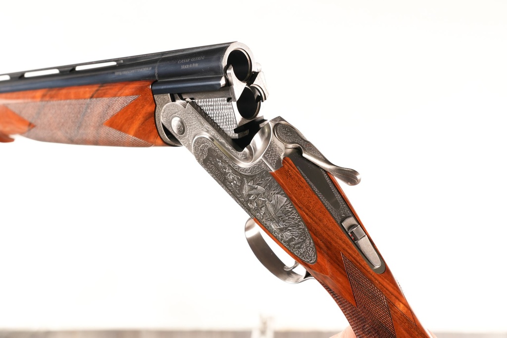 81097 Caesar Guerini Magnus Cast on O/U Shotgun 12ga