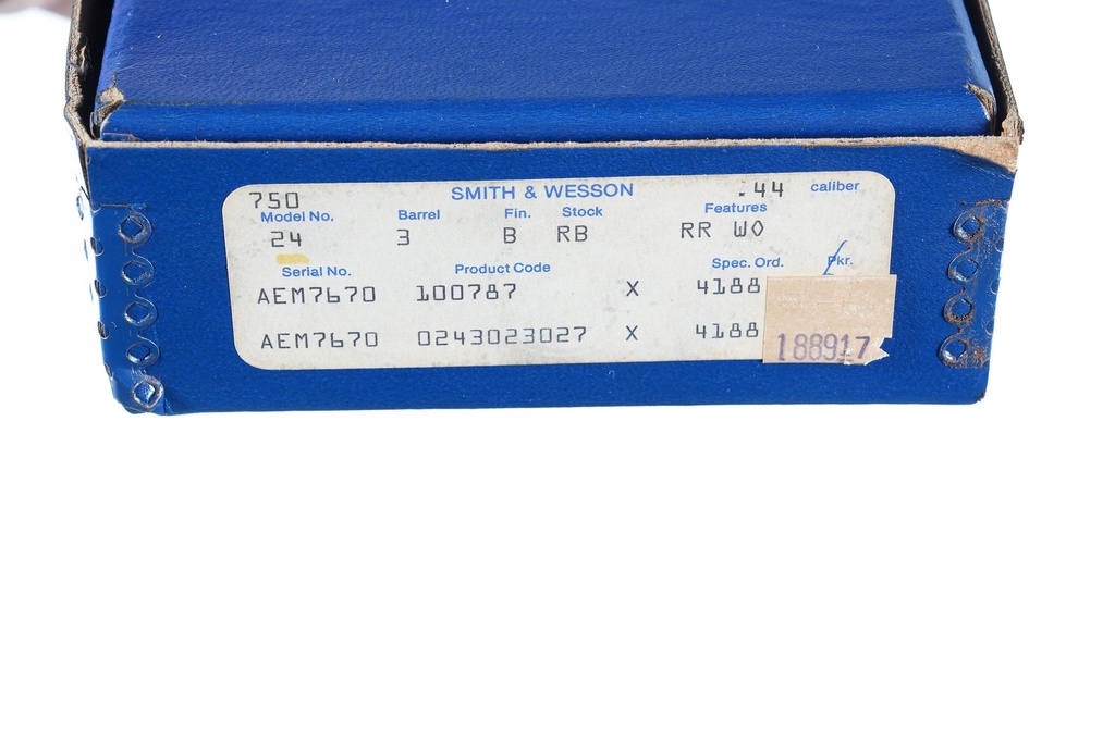 61211_12.jpg
