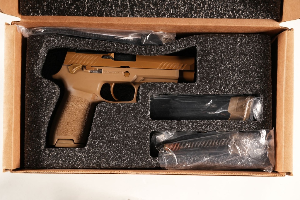 US Issued Sig Sauer M17 Pistol 9mm