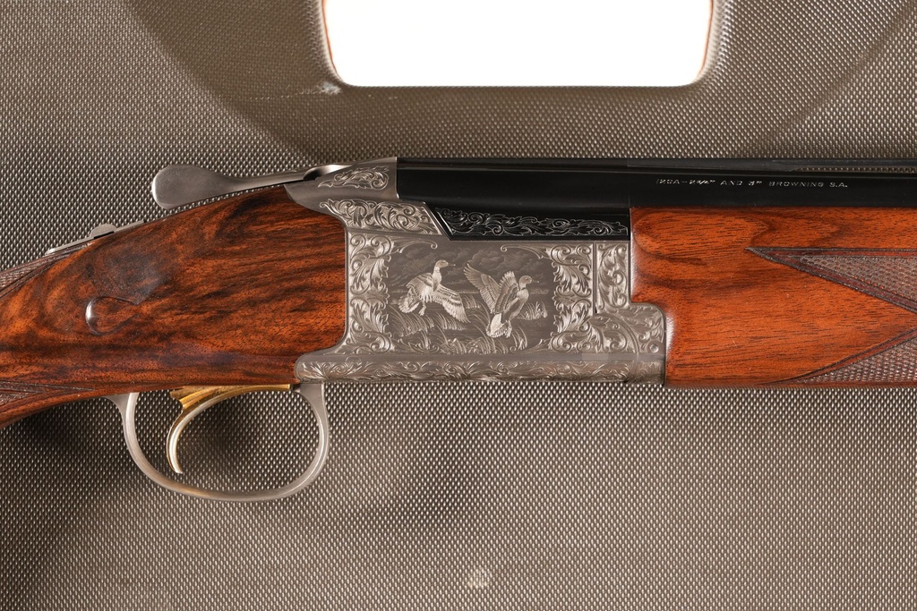 47941 Browning B725Hunter Grade 5 O/U Shotgun 12 GA