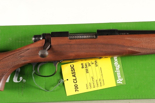 [45782] 45782 Remington 700 Classic Bolt Rifle .250 sav